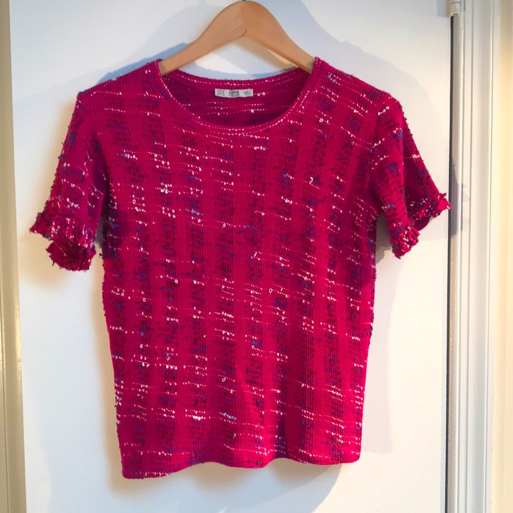 ZARA magenta pink top. So soft, in & out thread design. Sz M- fits like a Small